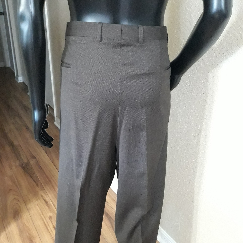 Andrew Fezza Suit - Picture 6 of 11